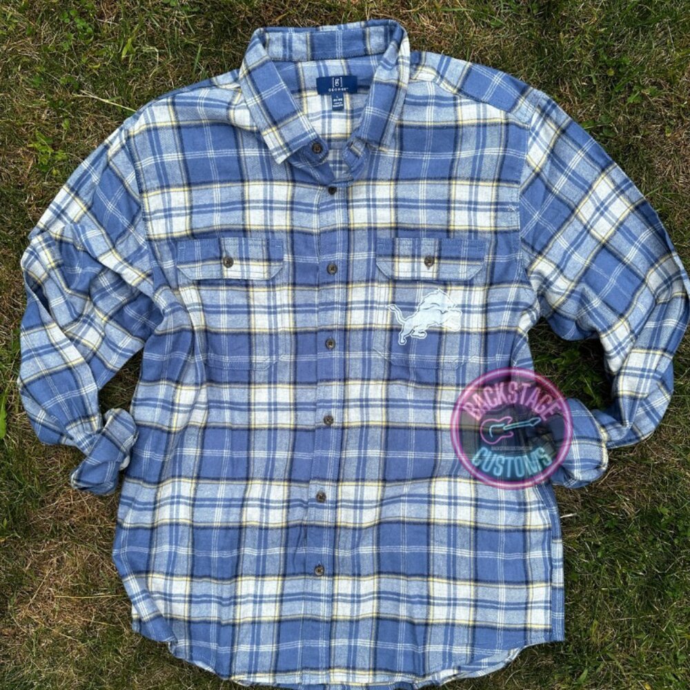 🦁 Detroit Lions Shimmer Flannel - Picture 2 of 12